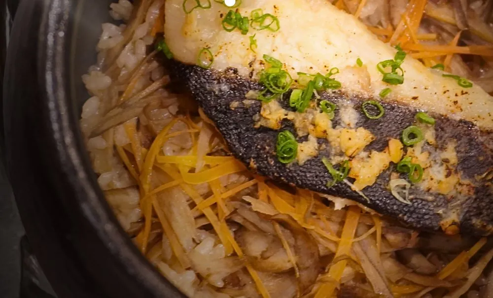 銀鱈味噌の釜飯